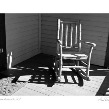 BL-109 Black and white porch